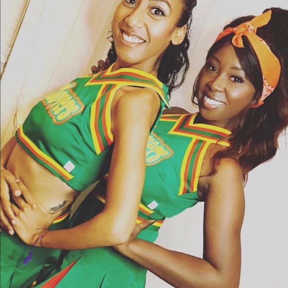 Halloween Costume - Clovers Bring it On - Picture 2 of 4